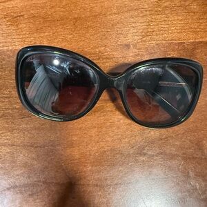 Gucci Black Oversized Sunglasses